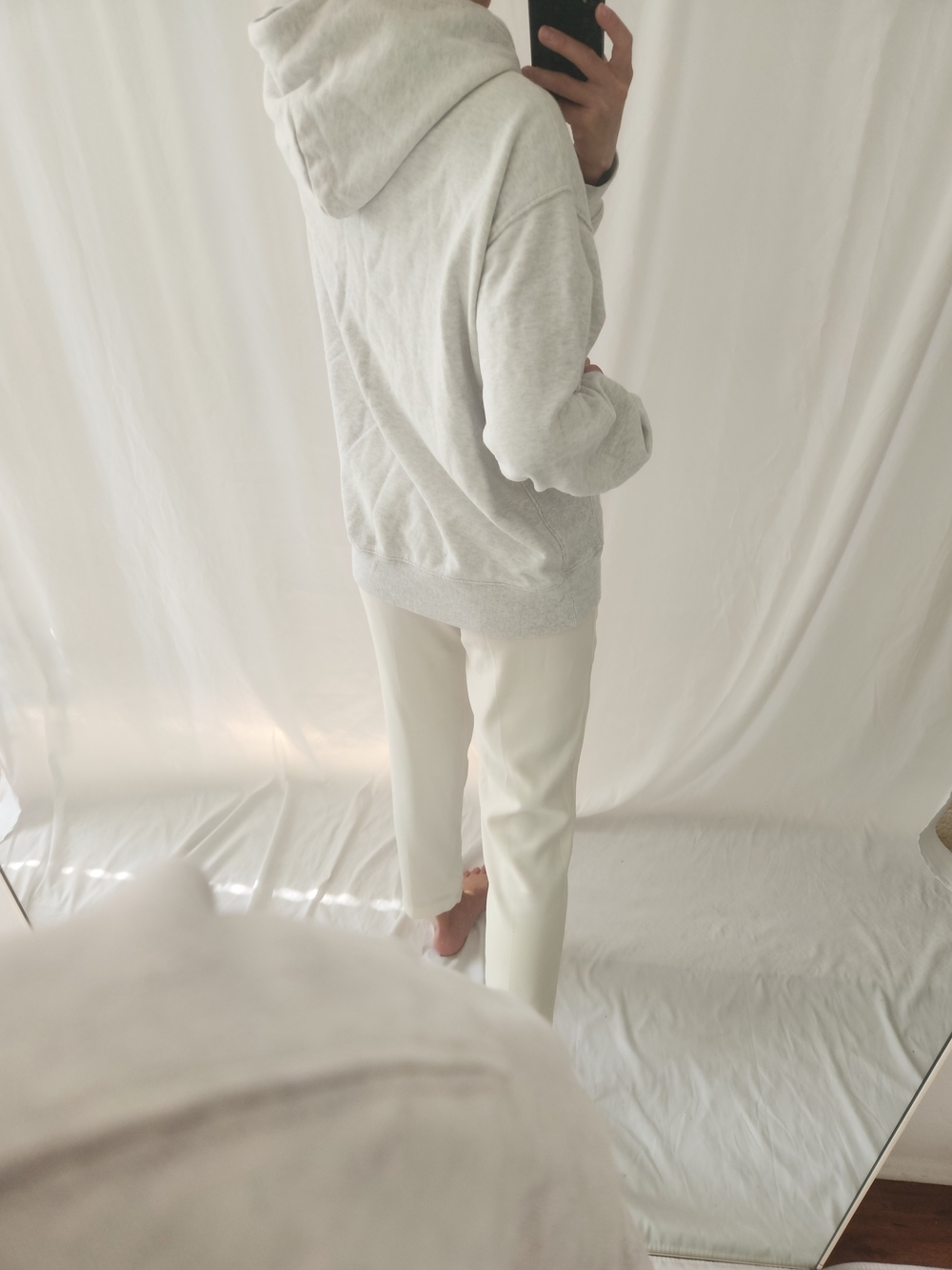 Aritzia Light Gray Drawstring Hoodie - Picture 4 of 10